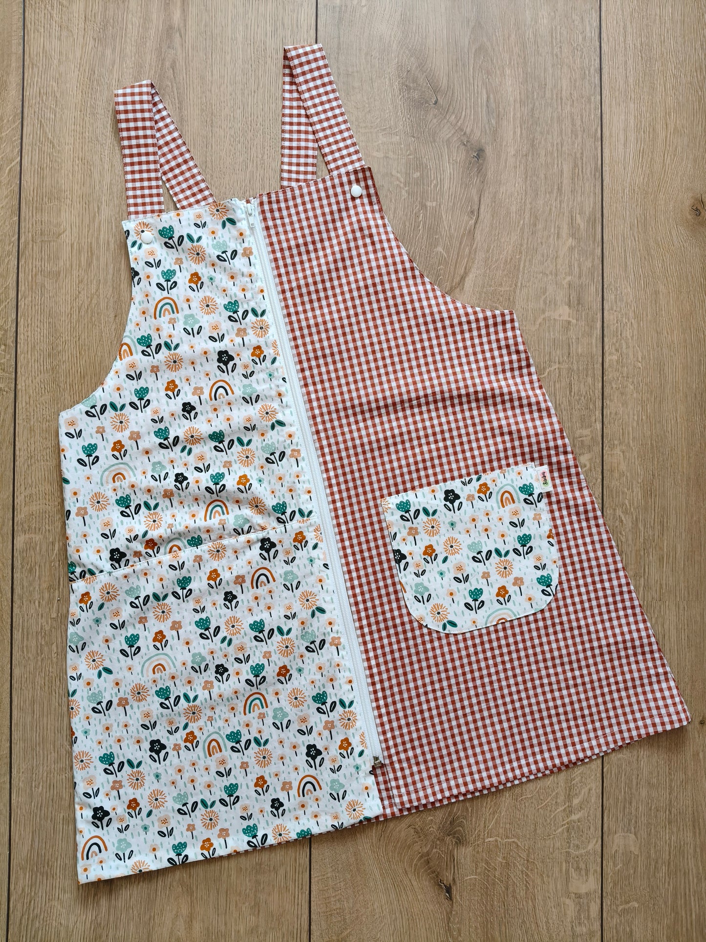 Pichi flores y arcoiris