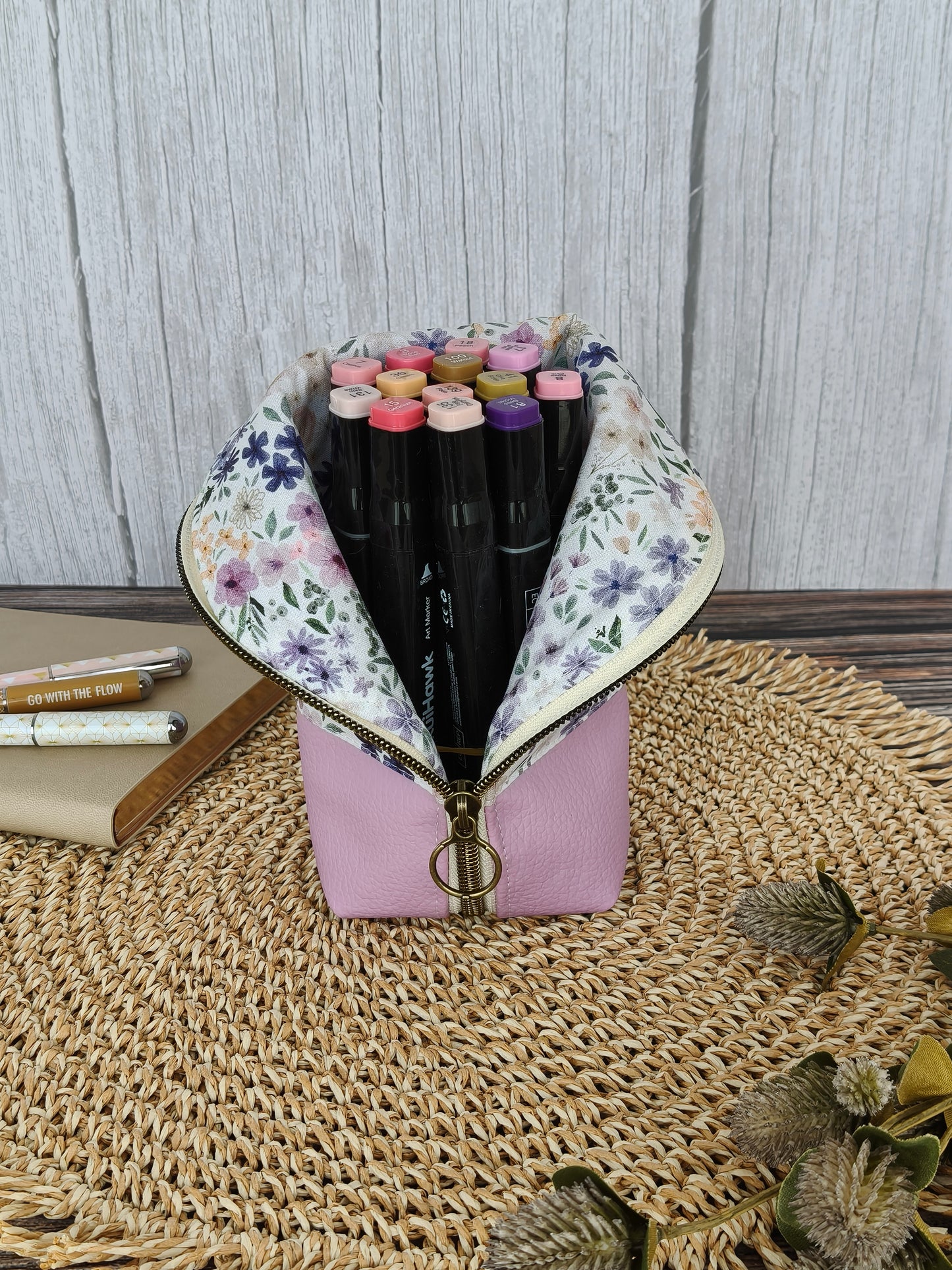 Estuche vertical violeta