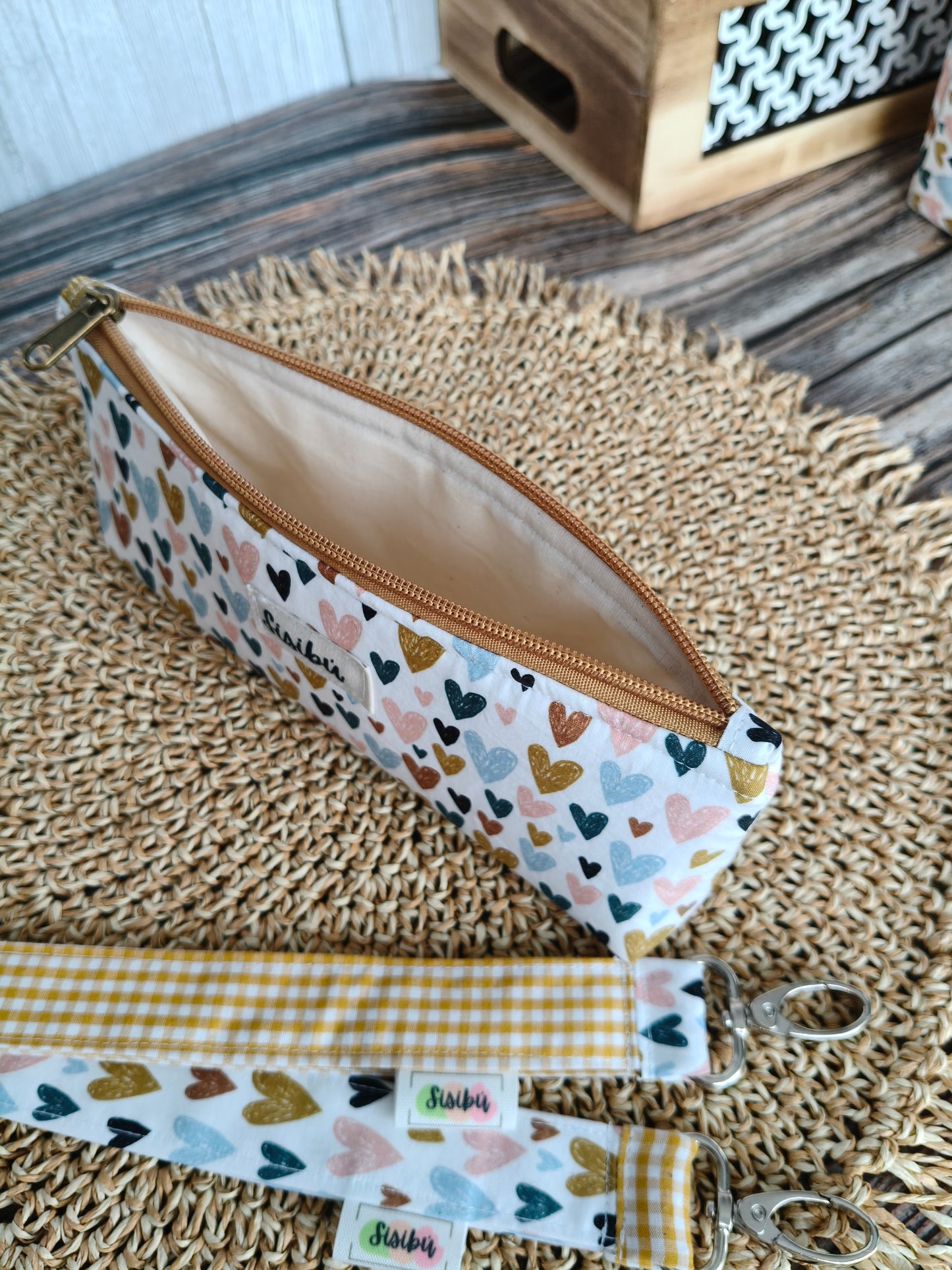 Estuche triangular hearts