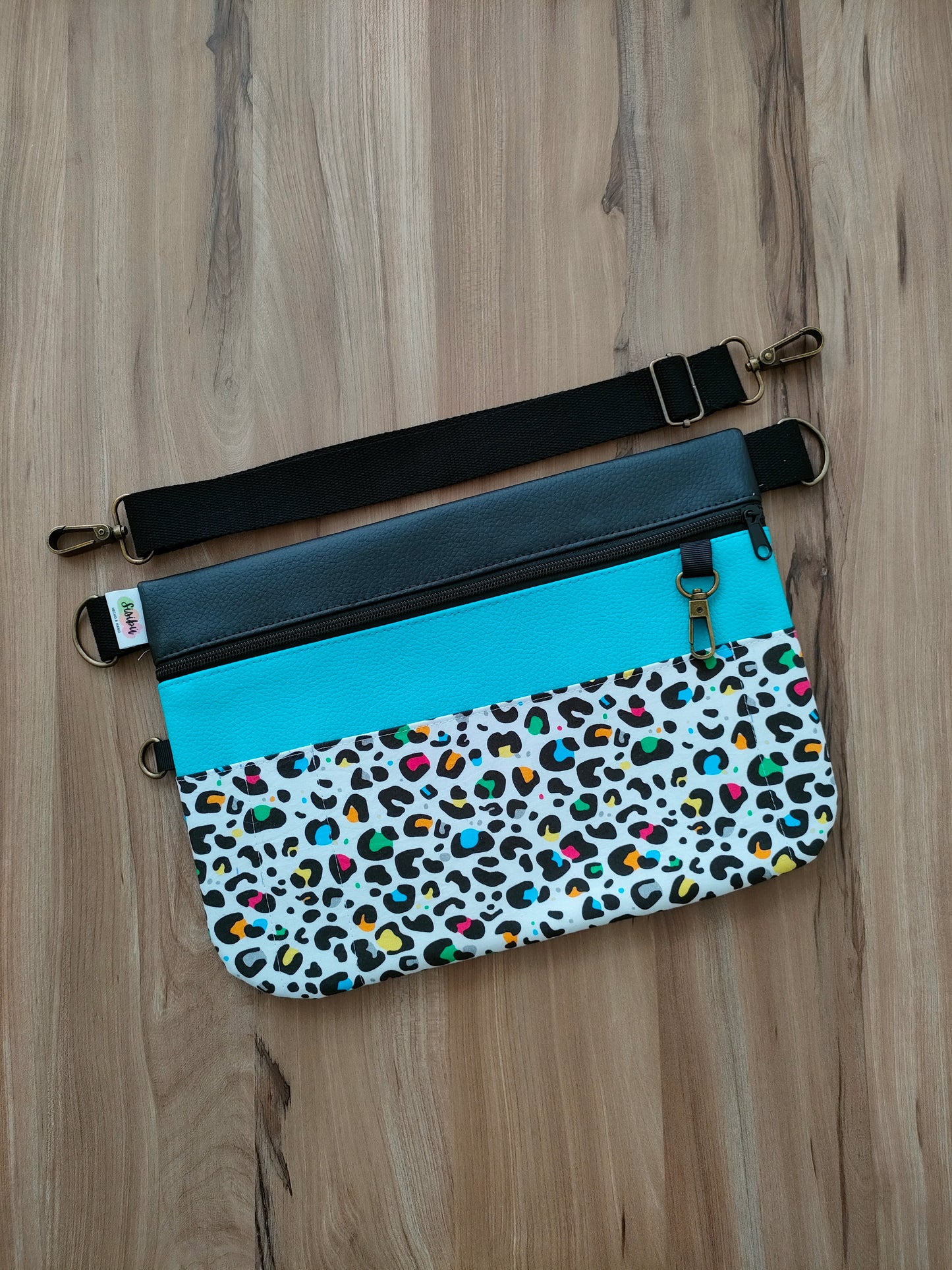 Riñonera Poppins animal print