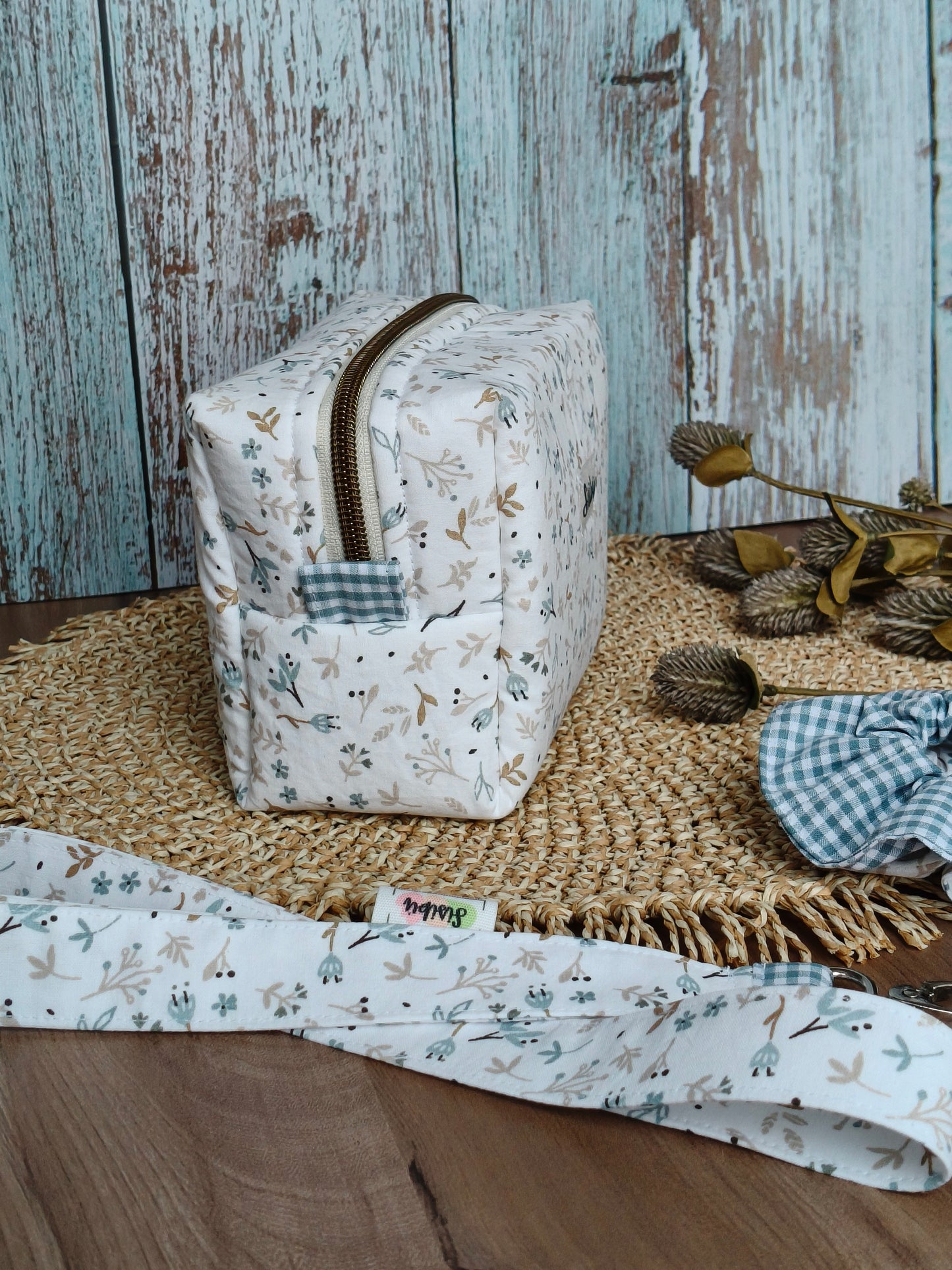 Neceser box floral anís