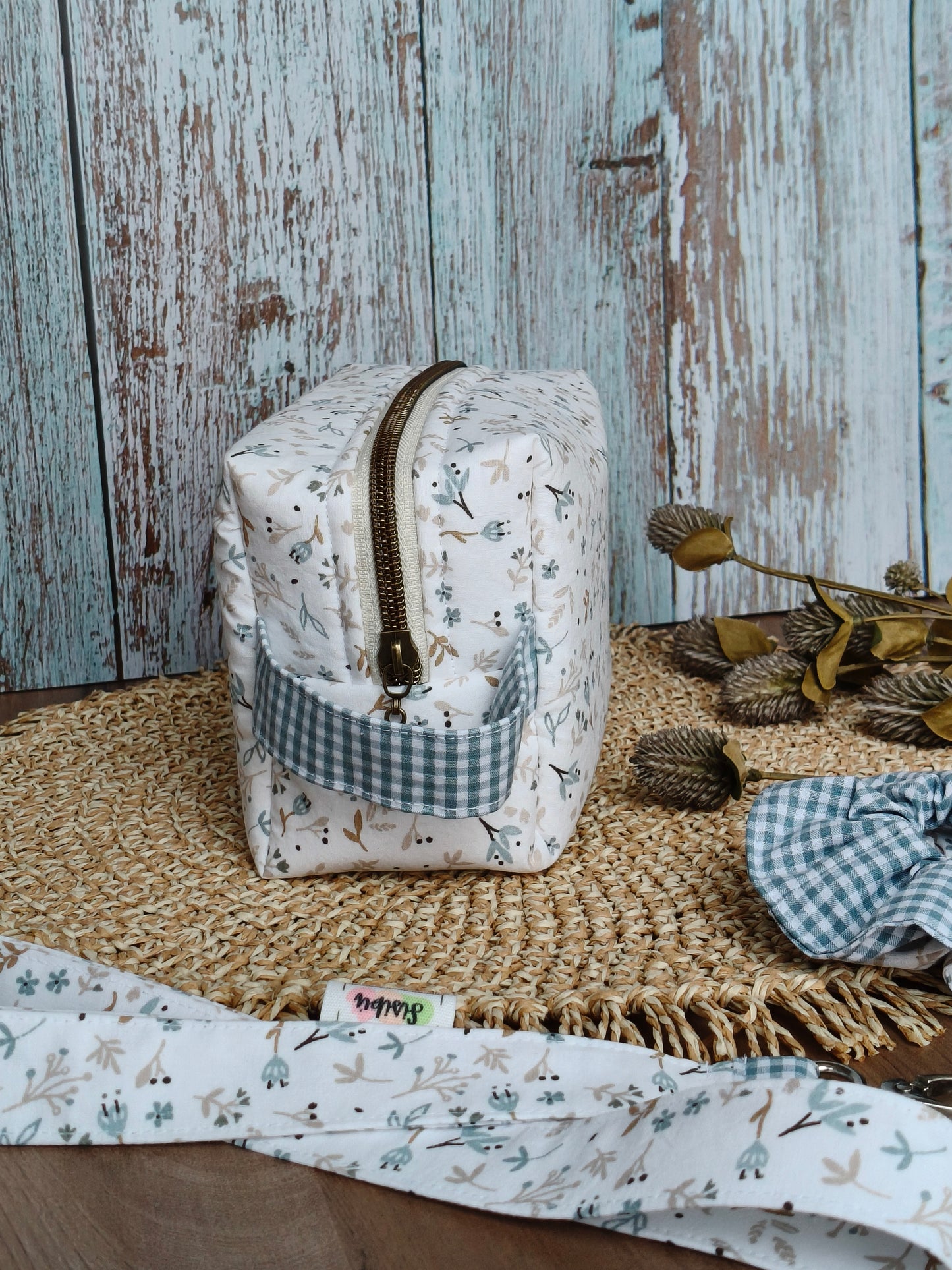 Neceser box floral anís