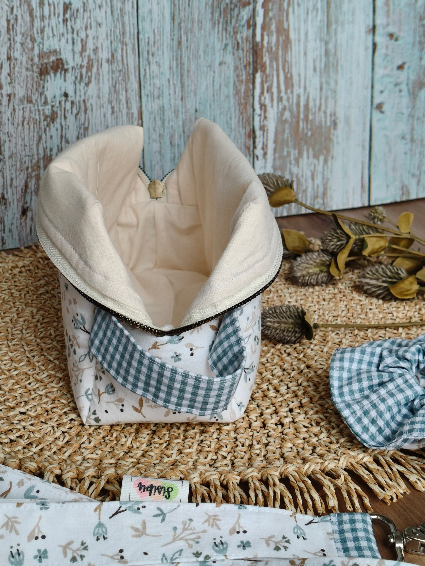 Neceser box floral anís