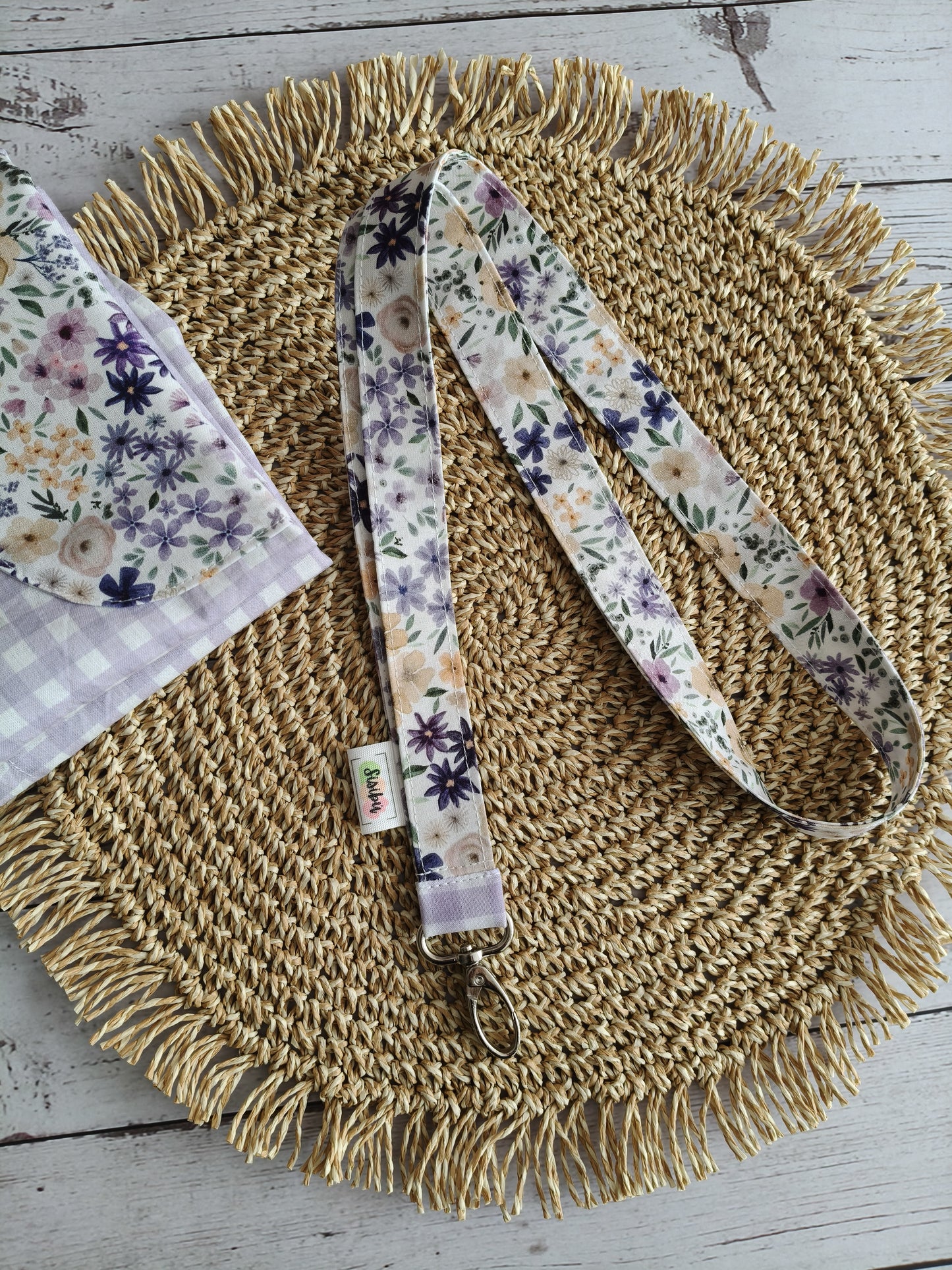 lanyard lila